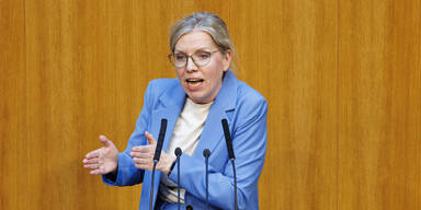 Leonore Gewessler (GR&Uuml;NE)