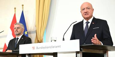 Peter Vorhofer und Bundeskanzler Christian Stocker (ÖVP)