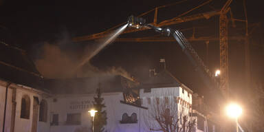 Gro&szlig;brand bei einem Hotel im Zentrum des Tiroler Tourismusorts Seefeld