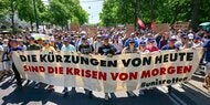 Uni-Aufstand: Mega-Demo legt Wiener City lahm