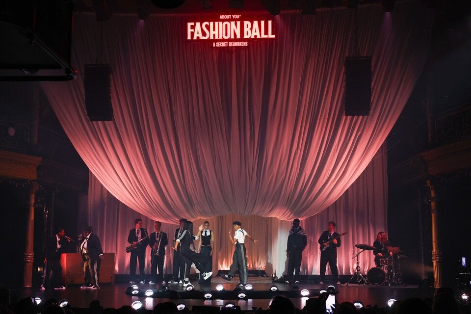 Mega-Stars stürmen den ABOUT YOU Fashion Ball in Hamburg