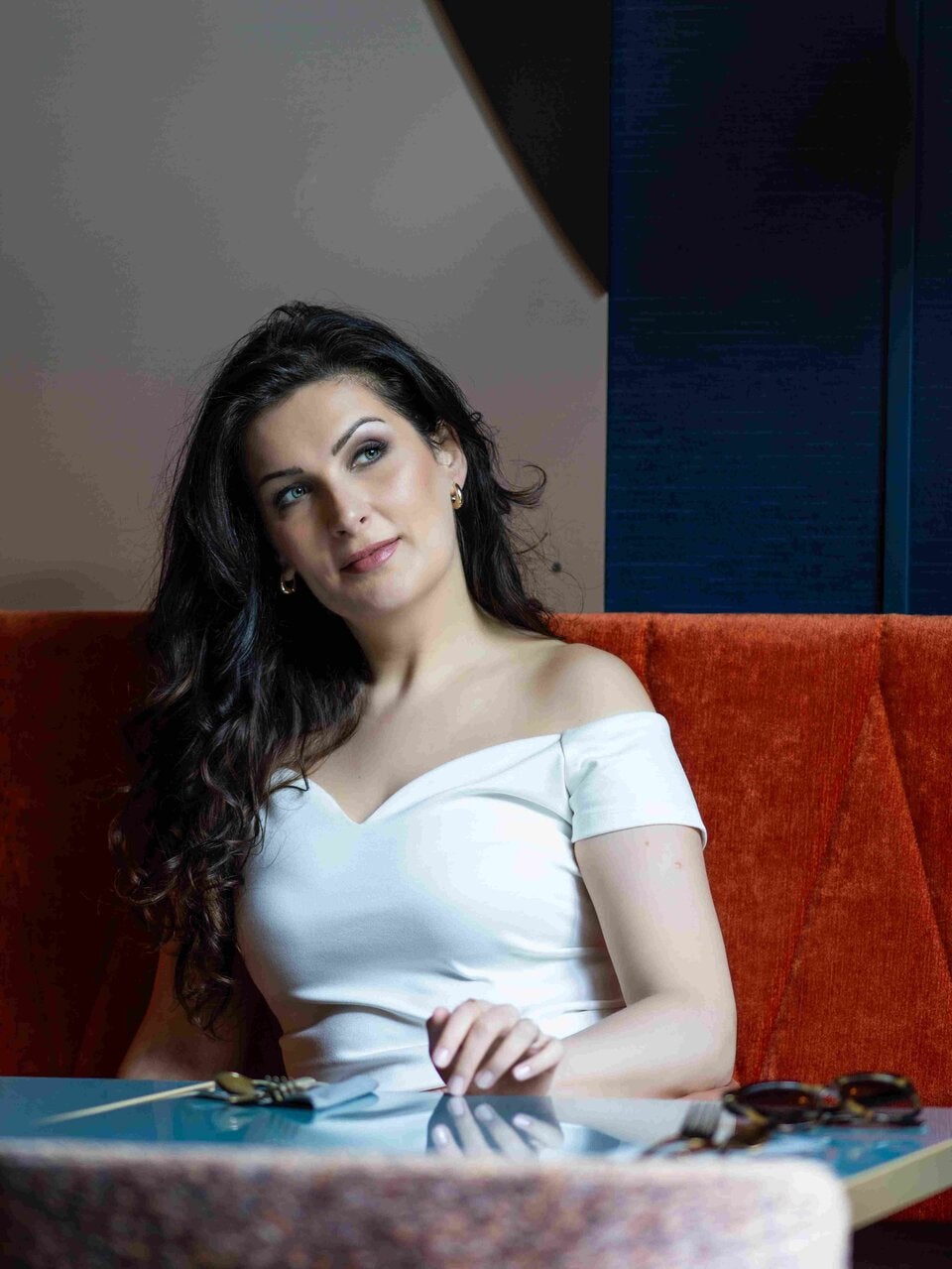 Ihren Durchbruch  feierte Adela Zaharia 2017 nach dem Sieg des Operalia-Gesangswettbewerbs. 