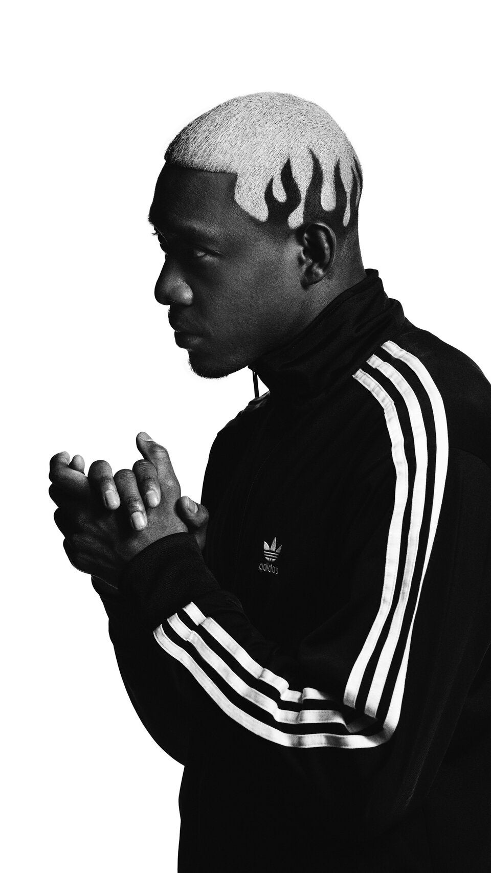 Goldzahn, Flammenfrisur: David Alaba (33) schockt Fans vor Nationalteam-Rückkehr