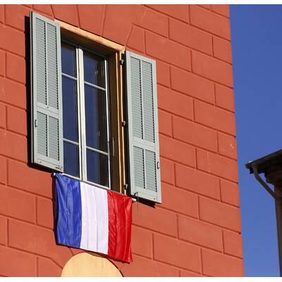 Bewegende Trauerfeier in Paris