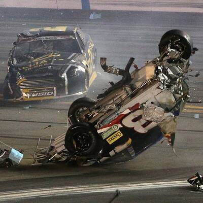 NASCAR: Die Bilder zum Horror-Crash 