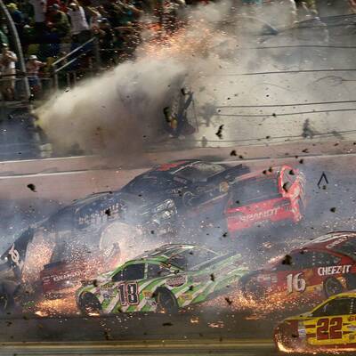 NASCAR: Die Bilder zum Horror-Crash 