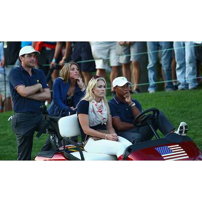 Lindsey Vonn & Tiger Woods am Golf-Platz