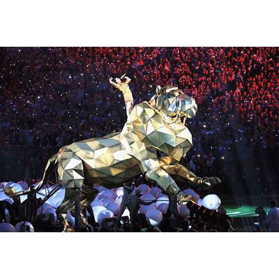 Katy Perry heizt beim Superbowl ein