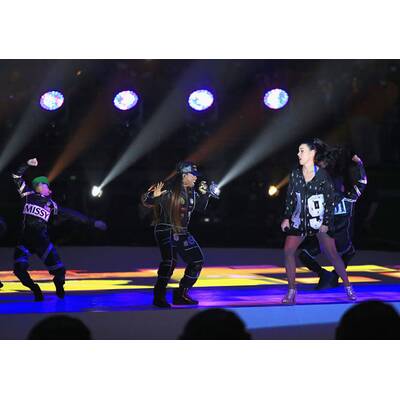 Katy Perry heizt beim Superbowl ein