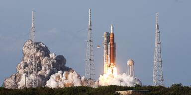 Historische Mond-Mission: Start erfolgreich
