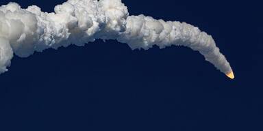 Triebwerke gez&uuml;ndet: Mond-Mission hat Erdumlaufbahn verlassen