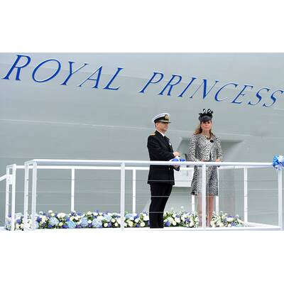 Herzogin Kate ist Schiffs-Patin