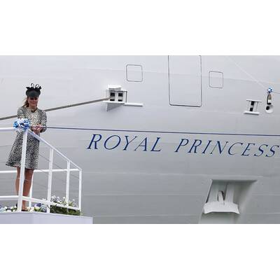 Herzogin Kate ist Schiffs-Patin