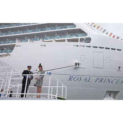 Herzogin Kate ist Schiffs-Patin