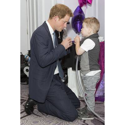 Prinz Harry: Umarmung bei WellChild Awards