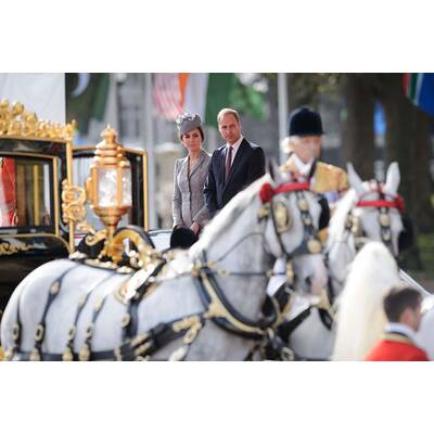 Herzogin Kate strahlt mit Mini-Bauch