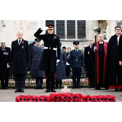 Prinz Harry ehrt gefallene Soldaten