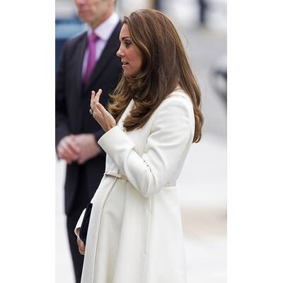 Herzogin Kate: Strahlend schön mit Babybauch