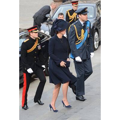Herzogin Kate mit William und Harry bei Gedenkfeier