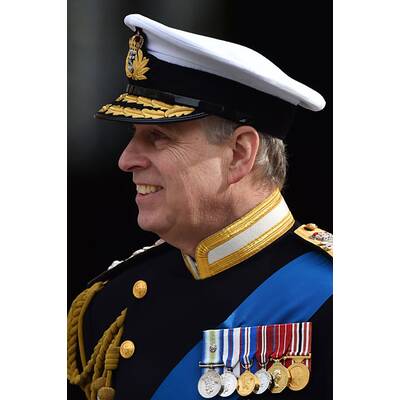 Herzogin Kate mit William und Harry bei Gedenkfeier