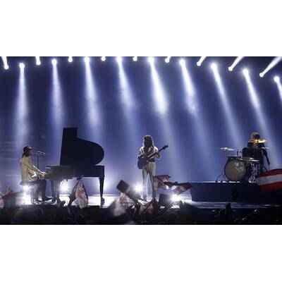 Makemakes bringen Stadthalle zum Beben