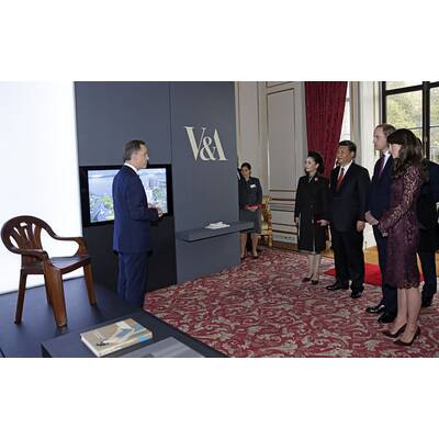 Herzogin Kate strahlt an Williams Seite