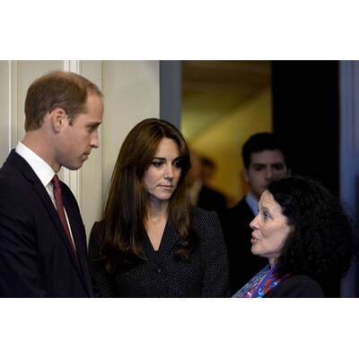 Herzogin Kate & Prinz William tragen sich ins Kondolenzbuch ein