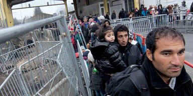 Heuer 86.500  Asyl-Antr&auml;ge