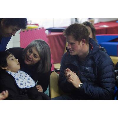 Prinz Harry tanzt in Chile Gangnam Style