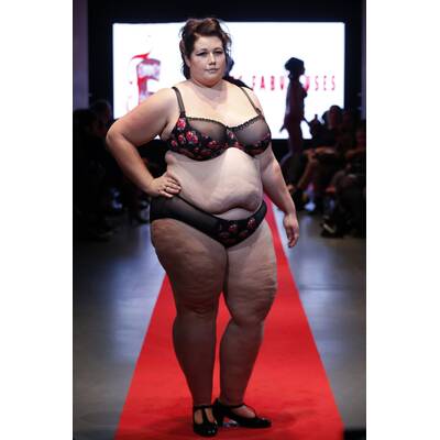 Plus Size Fashion Week in Paris