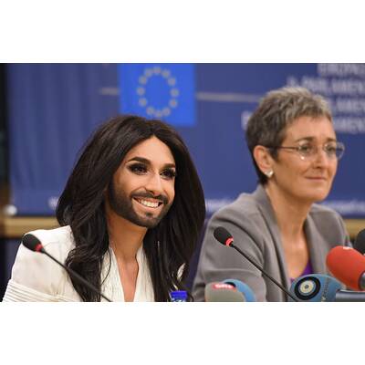 Conchita Wurst: Pressekonferenz im EU-Parlament