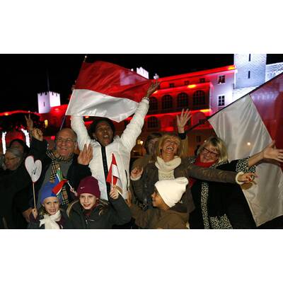 Charlènes Zwillinge: So feiert das Volk