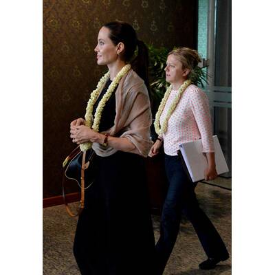 Angelina Jolie: Total mager in Myanmar