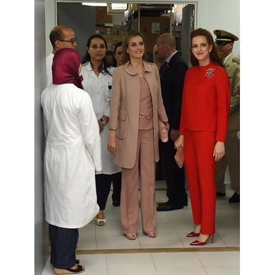 Königin Letizia besucht Krebspatienten in Marokko
