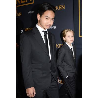 Brad Pitt, Maddox, Pax und Shiloh springen für Angelina Jolie ein