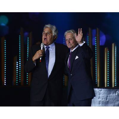 Catherine Zeta-Jones & Michael Douglas mit Kids am roten Teppich