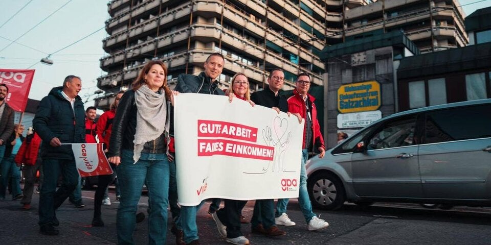 AK Präsident Peter Eder demonstrierte mit