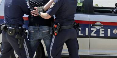 Vater festgenommen Schule