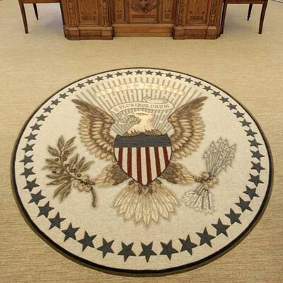 Die Rede wurde direkt im Fernsehen übertragen.