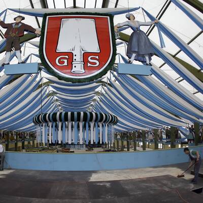 Der Aufbau ist voll im Gang