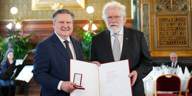 Nobelpreistr&auml;ger wurde Ehrenb&uuml;rger