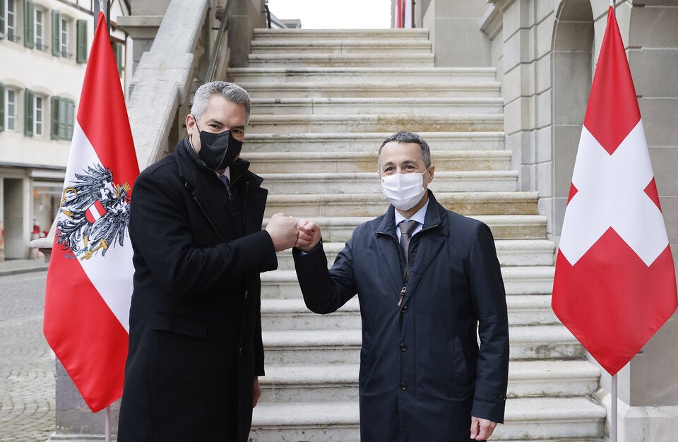 Schweiz und Österreich rufen zu Deeskalation auf