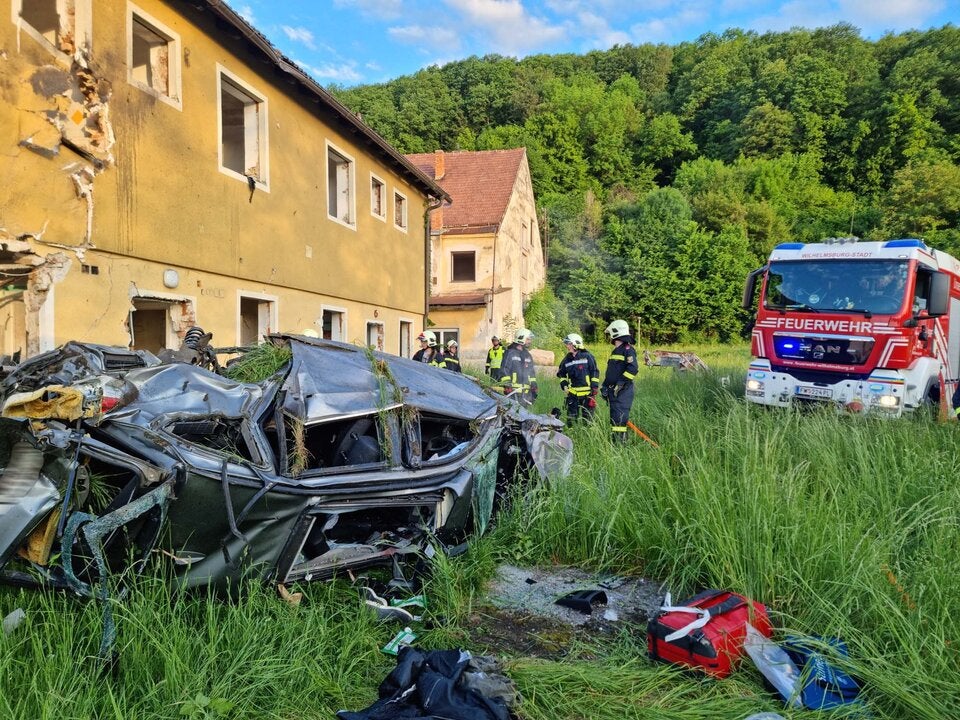 Ein Toter und vier Verletzte bei Horror-Crash