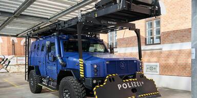 Spezialfahrzeuges "Survivor"