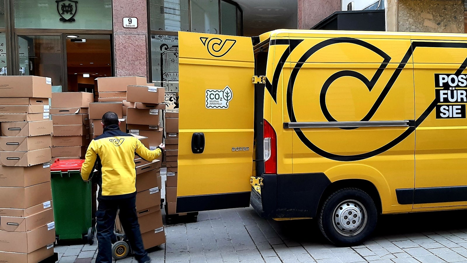 Briefträger stahl 5 Jahre lang die Post - oe24.at