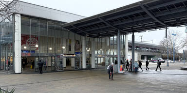 Deutliche Verbesserung: Alkoholverbot am Franz-Jonas-Platz wird verl&auml;ngert