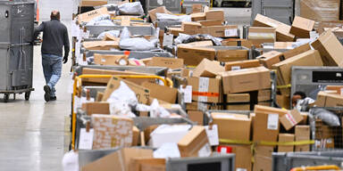 "Der Druck ist immens": Kritik an Arbeitsbedingungen für Paketzusteller