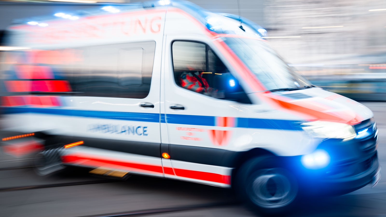 22-jährigerLenker kracht frontal gegen LKW - kommt ums Leben Kép