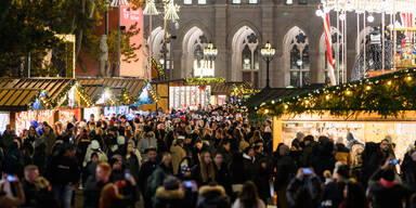 Wirtschaftsmotor Weihnachtsm&auml;rkte: Wiener geben 125 Millionen Euro aus