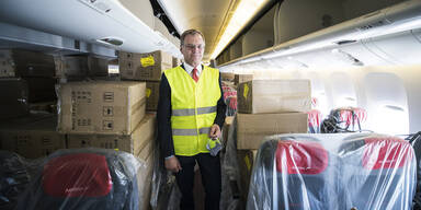 Gro&szlig;lieferung an Schutzausr&uuml;stung in Linz angekommen